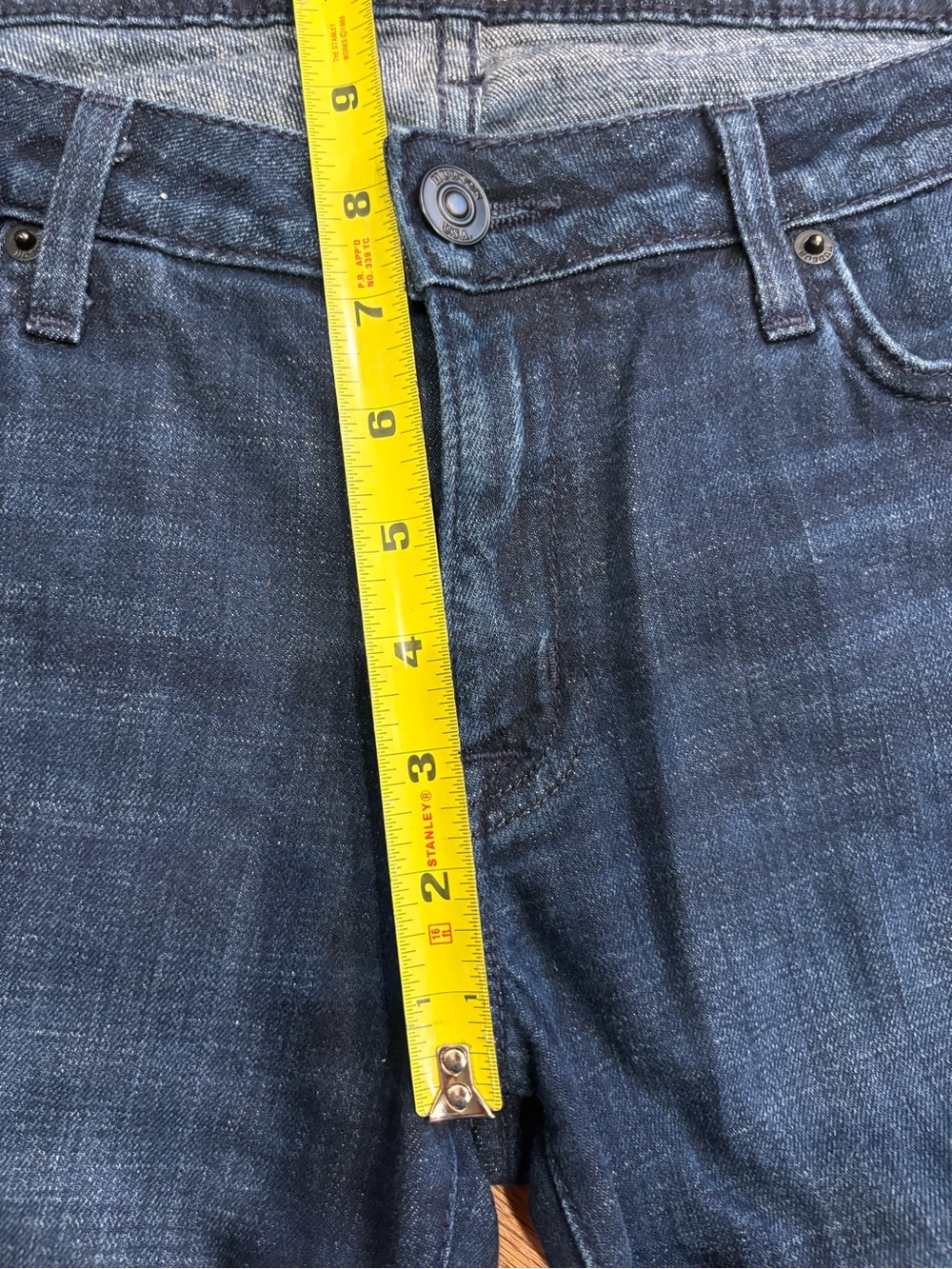 Hudson Dark Wash Mid Rise Flare size 30 - Picture 7 of 8